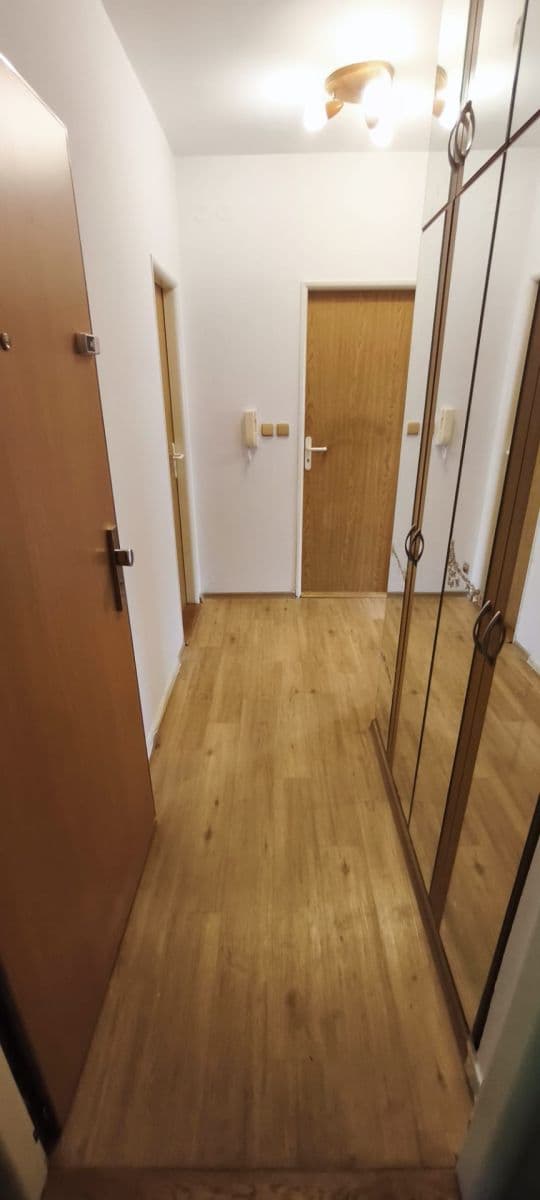 Predaj bytu 2-izbový 59 m², Kolmá, Jablonec nad Nisou, Liberecký kraj Predaj bytu 2-izbový 59 m², Kolmá, Jablonec nad Nisou, Liberecký kraj