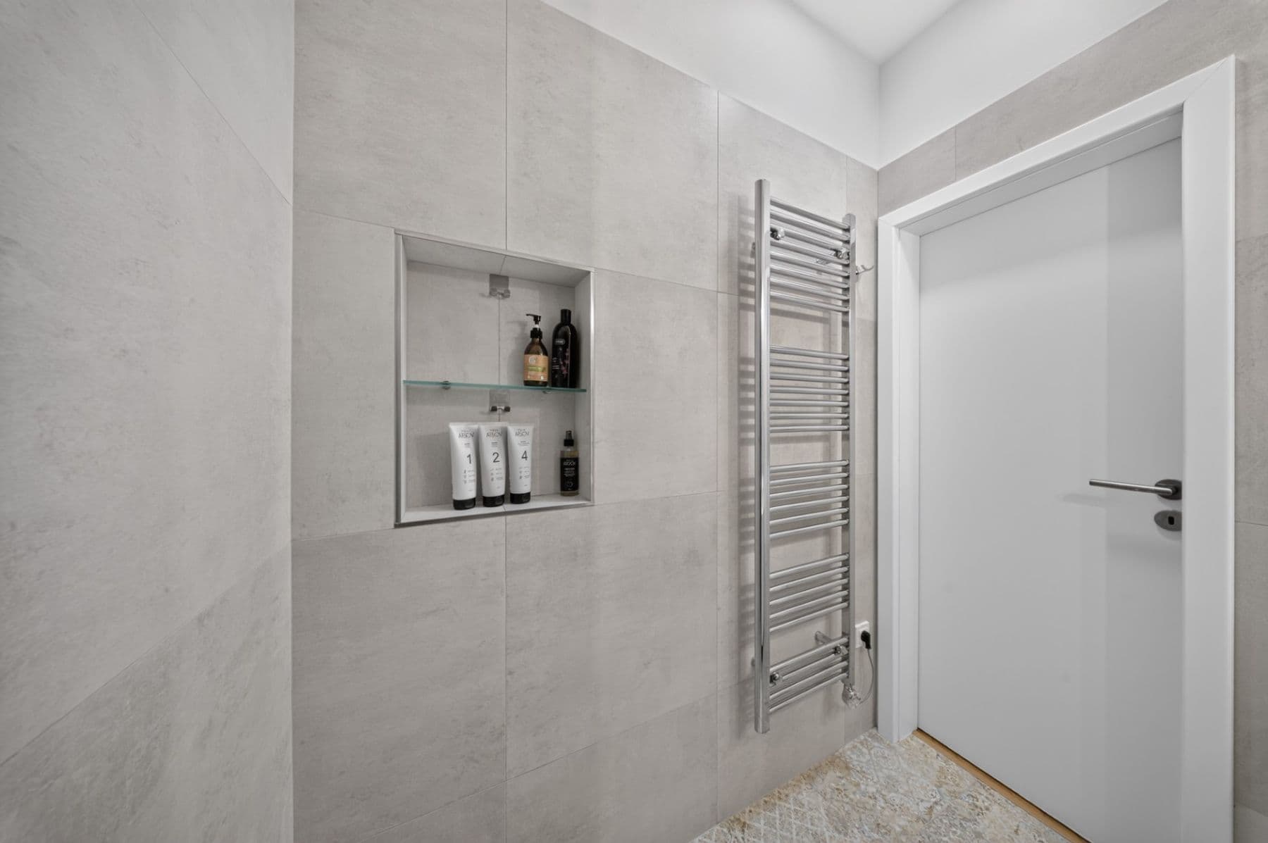 Predaj bytu 3-izbový 61 m², Biskupcova, Praha, Praha Predaj bytu 3-izbový 61 m², Biskupcova, Praha, Praha