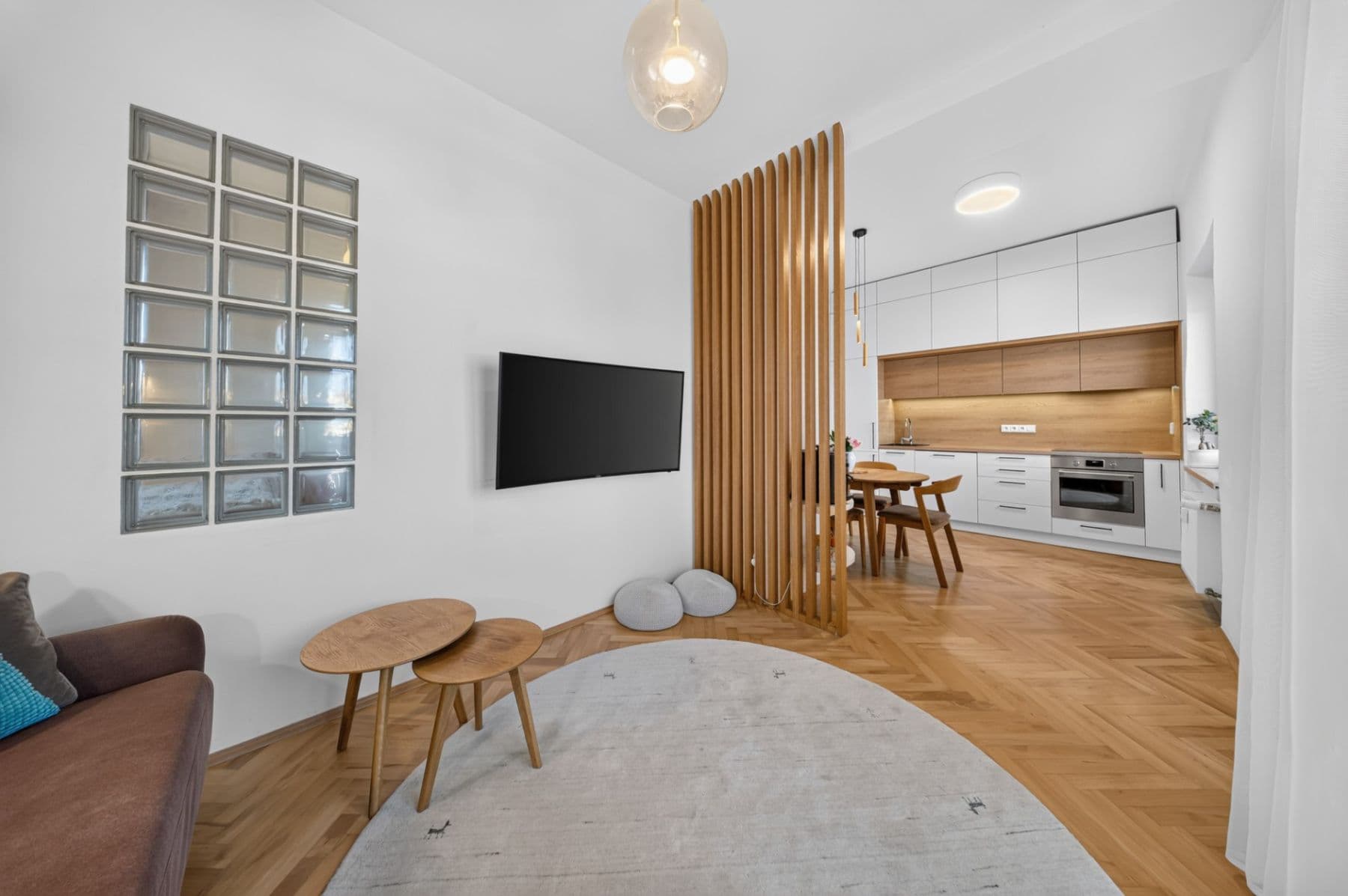 Predaj bytu 3-izbový 61 m², Biskupcova, Praha, Praha Predaj bytu 3-izbový 61 m², Biskupcova, Praha, Praha