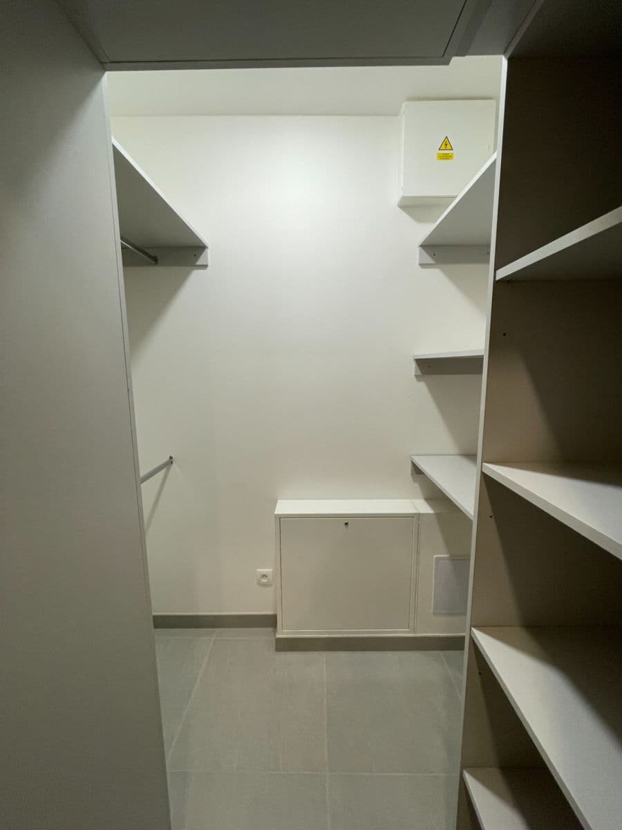 Prenájom bytu 2-izbový 50 m², Buková, Jihlava, Kraj Vysočina Prenájom bytu 2-izbový 50 m², Buková, Jihlava, Kraj Vysočina