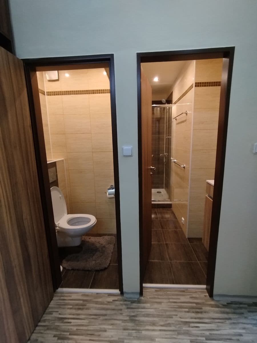 Prenájom bytu 1-izbový 33 m², Michelská, Praha, Praha Prenájom bytu 1-izbový 33 m², Michelská, Praha, Praha