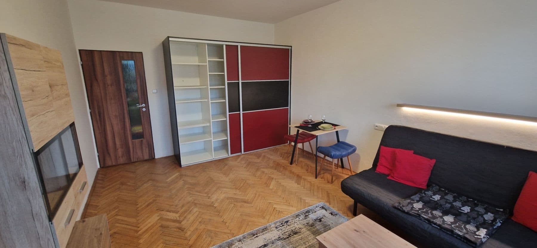 Prenájom bytu 1-izbový 33 m², Michelská, Praha, Praha Prenájom bytu 1-izbový 33 m², Michelská, Praha, Praha