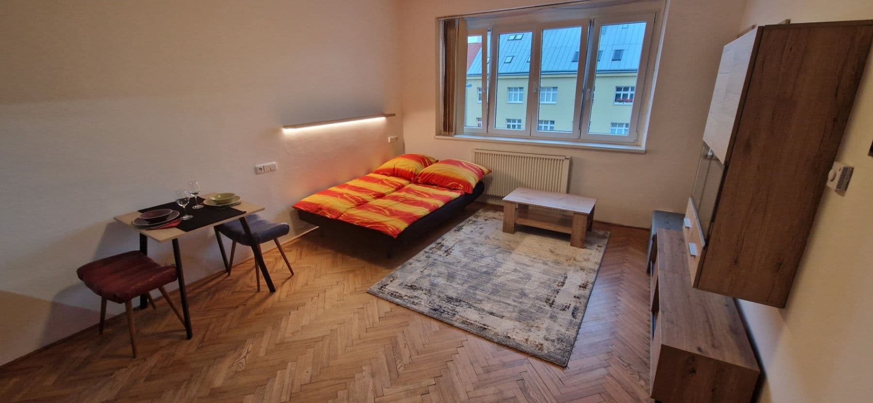 Prenájom bytu 1-izbový 33 m², Michelská, Praha, Praha Prenájom bytu 1-izbový 33 m², Michelská, Praha, Praha