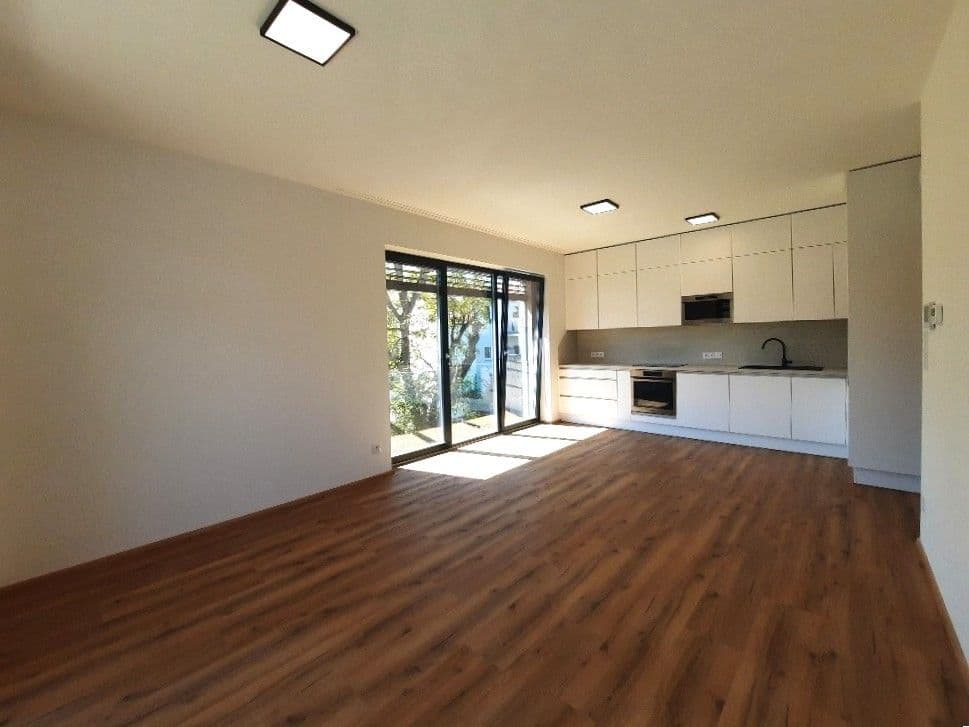 Prenájom bytu 3-izbový 64 m², Jílkova, Brno, Jihomoravský kraj Prenájom bytu 3-izbový 64 m², Jílkova, Brno, Jihomoravský kraj
