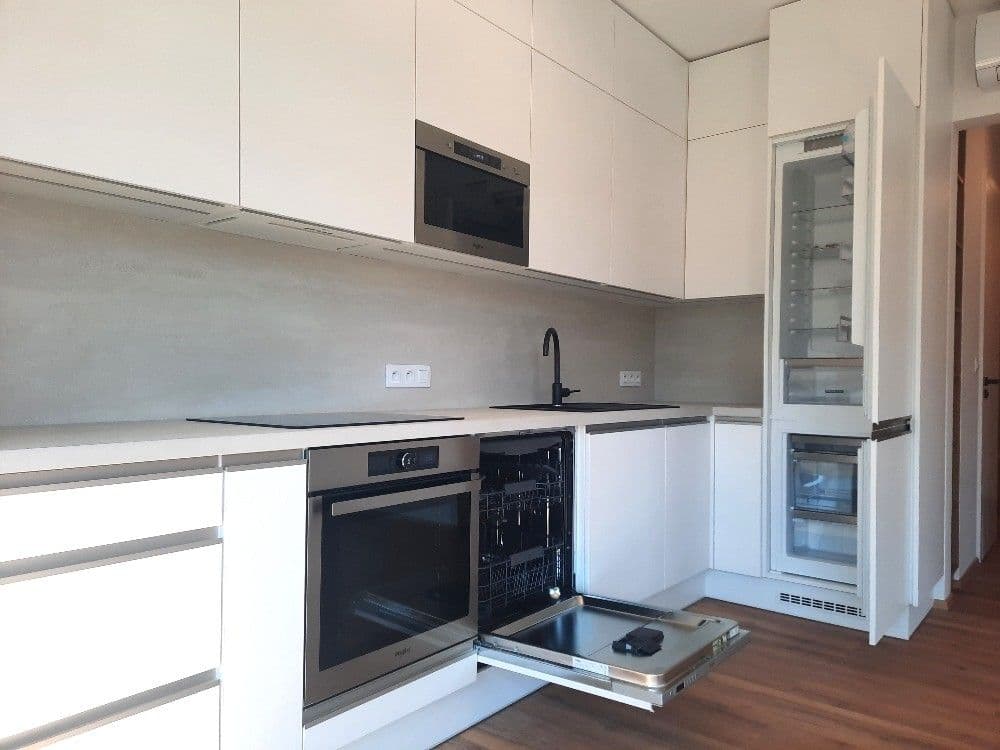 Prenájom bytu 3-izbový 64 m², Jílkova, Brno, Jihomoravský kraj Prenájom bytu 3-izbový 64 m², Jílkova, Brno, Jihomoravský kraj