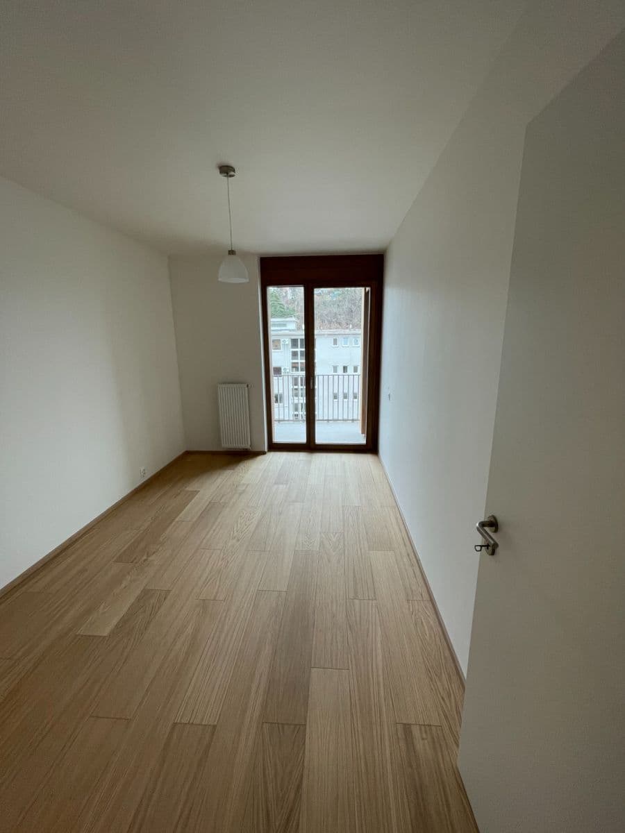 Prenájom bytu 2-izbový 56 m², Vrátnická, Praha, Praha Prenájom bytu 2-izbový 56 m², Vrátnická, Praha, Praha