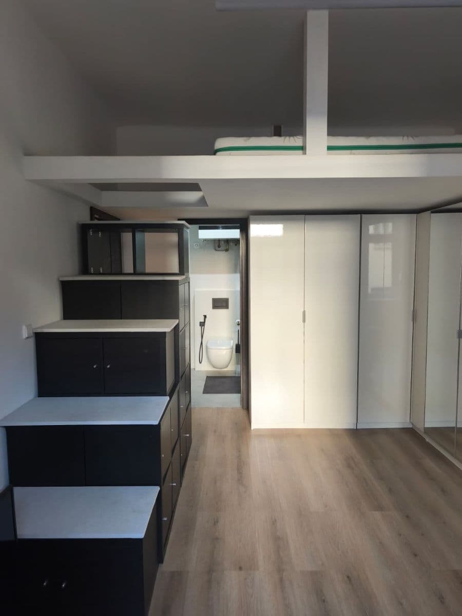 Prenájom bytu 2-izbový 38 m², Brožíkova, Praha, Praha Prenájom bytu 2-izbový 38 m², Brožíkova, Praha, Praha
