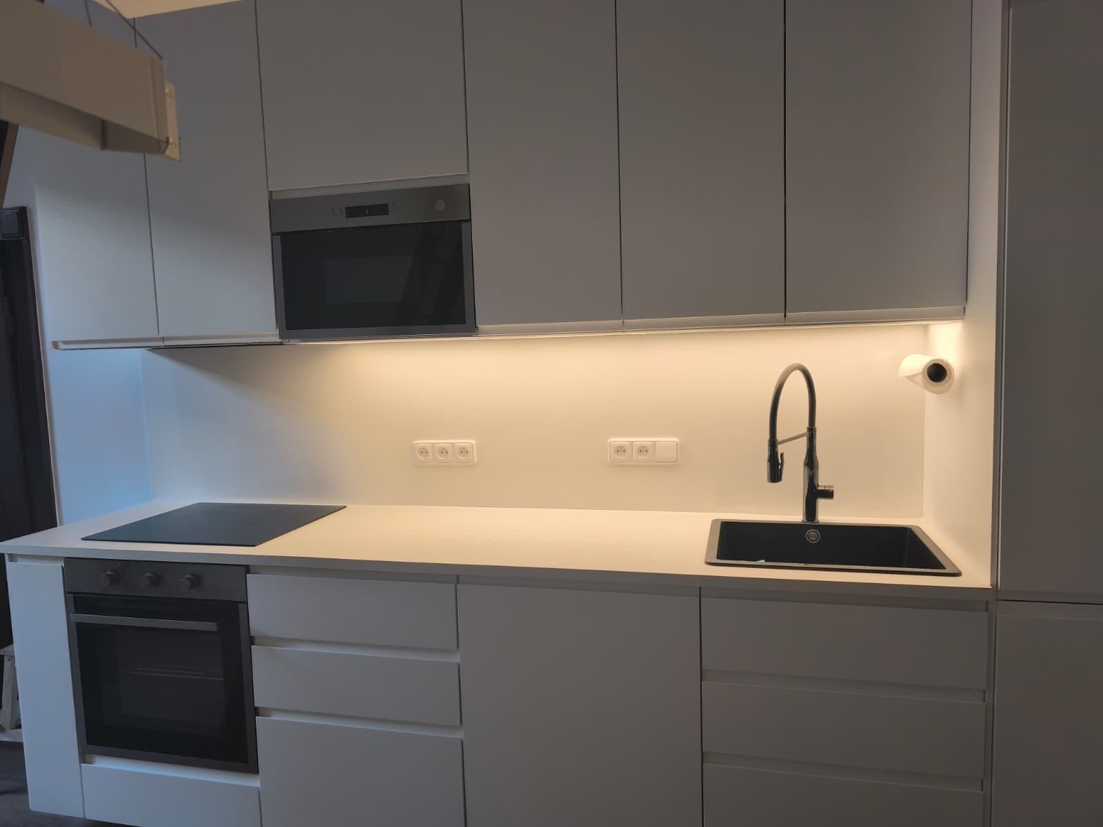 Prenájom bytu 2-izbový 38 m², Brožíkova, Praha, Praha Prenájom bytu 2-izbový 38 m², Brožíkova, Praha, Praha