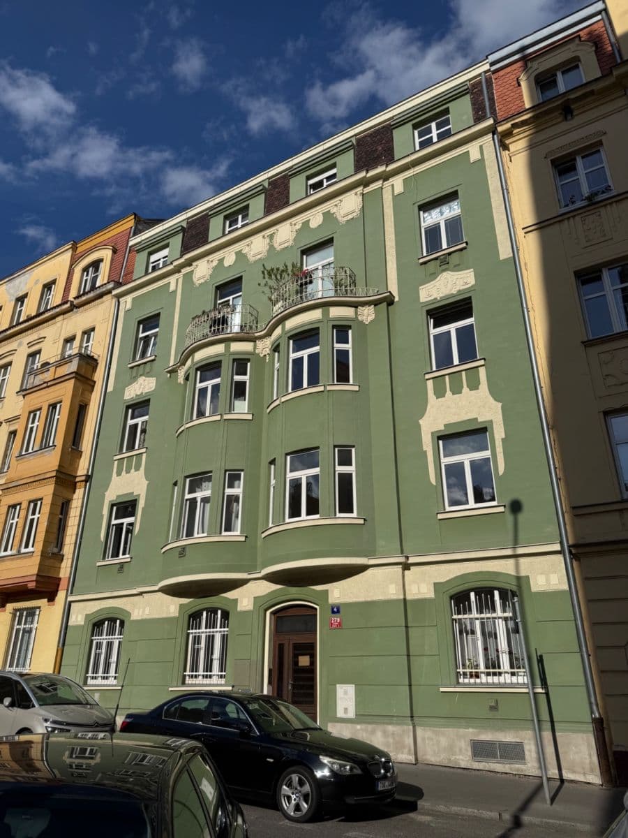 Prenájom bytu 2-izbový 38 m², Brožíkova, Praha, Praha Prenájom bytu 2-izbový 38 m², Brožíkova, Praha, Praha