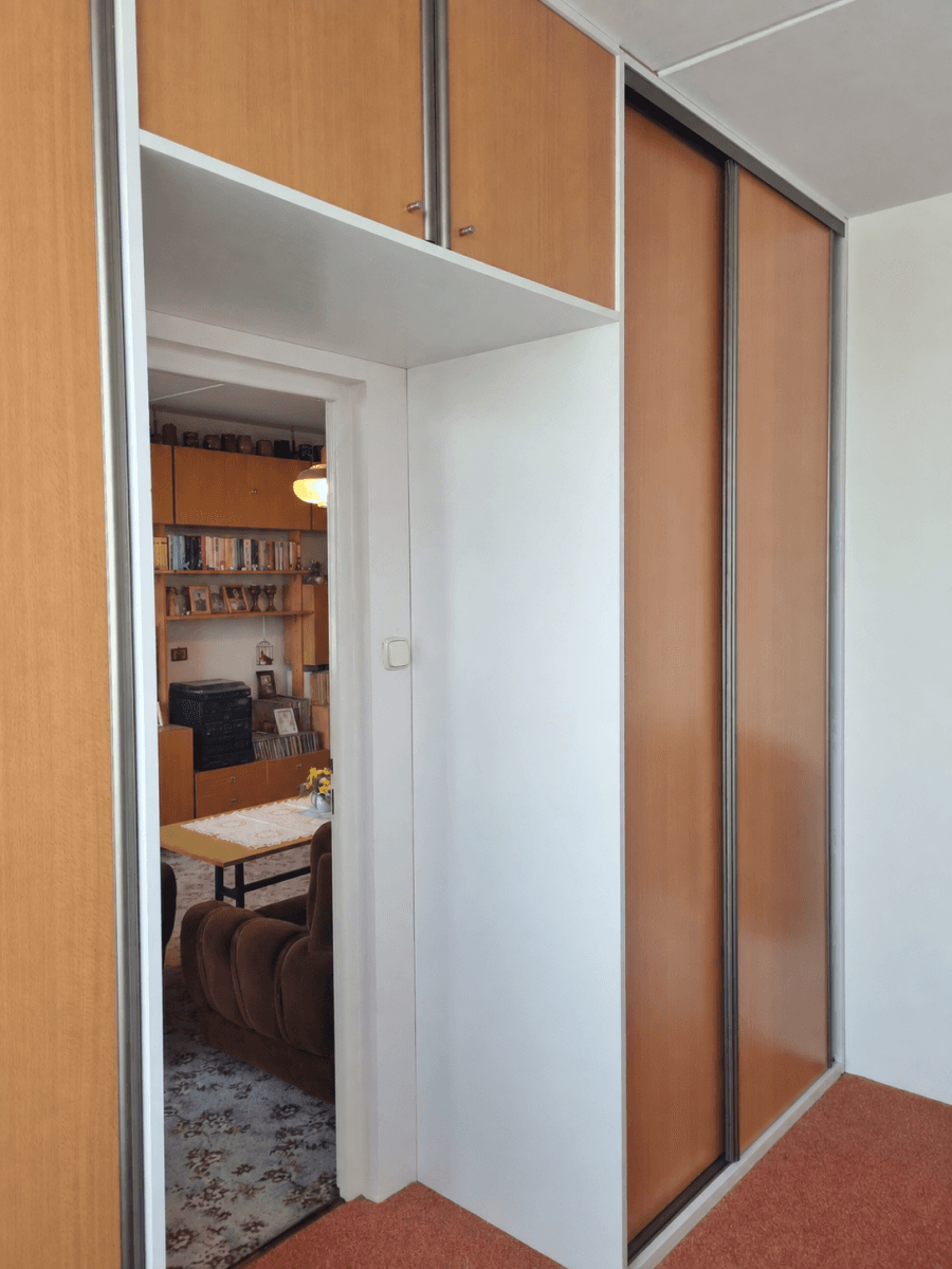 Predaj bytu 3-izbový 74 m², Vítězná, Karlovy Vary, Karlovarský kraj Predaj bytu 3-izbový 74 m², Vítězná, Karlovy Vary, Karlovarský kraj