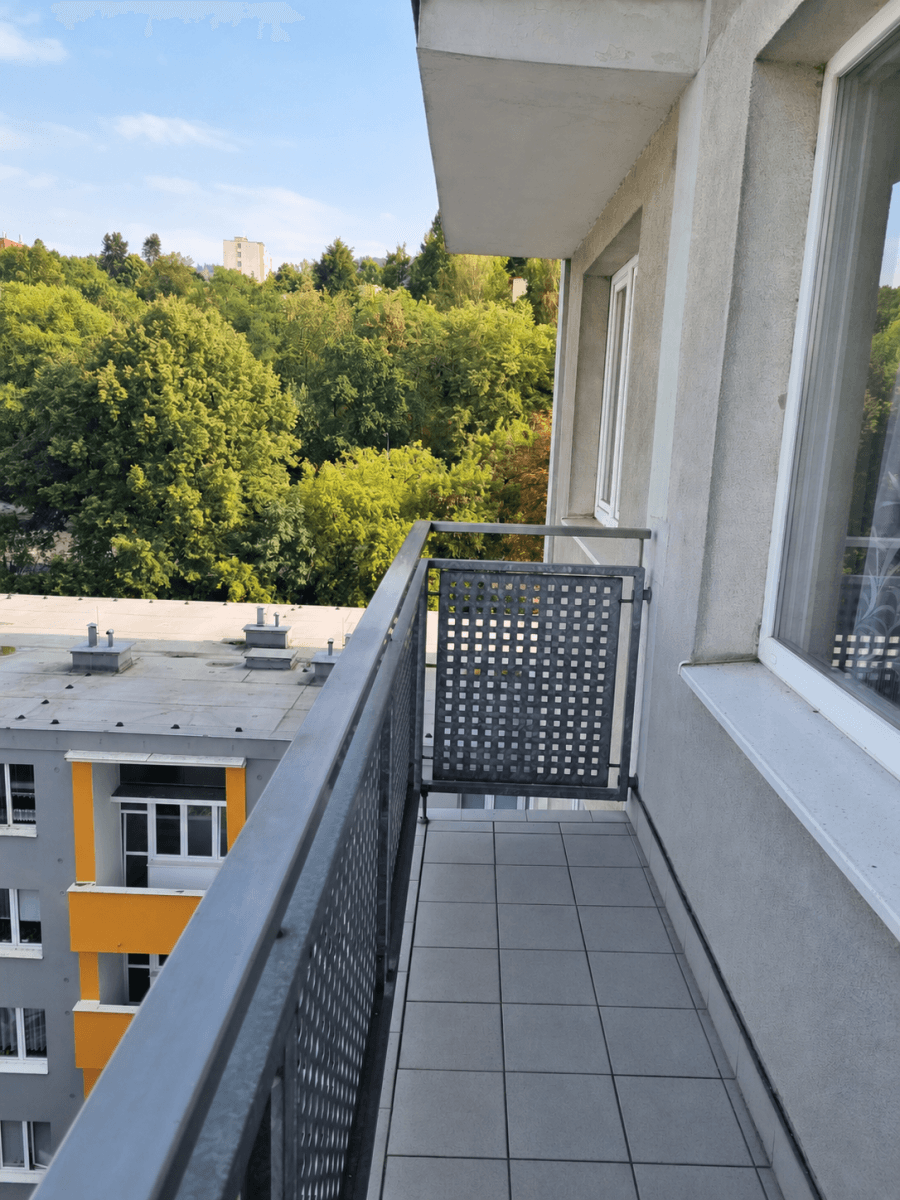 Predaj bytu 3-izbový 74 m², Vítězná, Karlovy Vary, Karlovarský kraj Predaj bytu 3-izbový 74 m², Vítězná, Karlovy Vary, Karlovarský kraj
