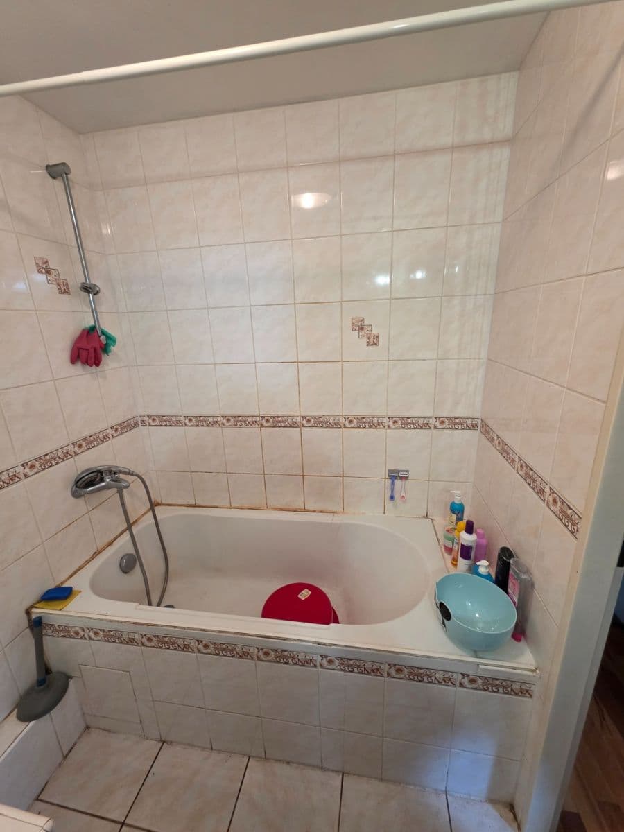 Prenájom bytu 1-izbový 36 m², Vinohradská, Praha, Praha Prenájom bytu 1-izbový 36 m², Vinohradská, Praha, Praha