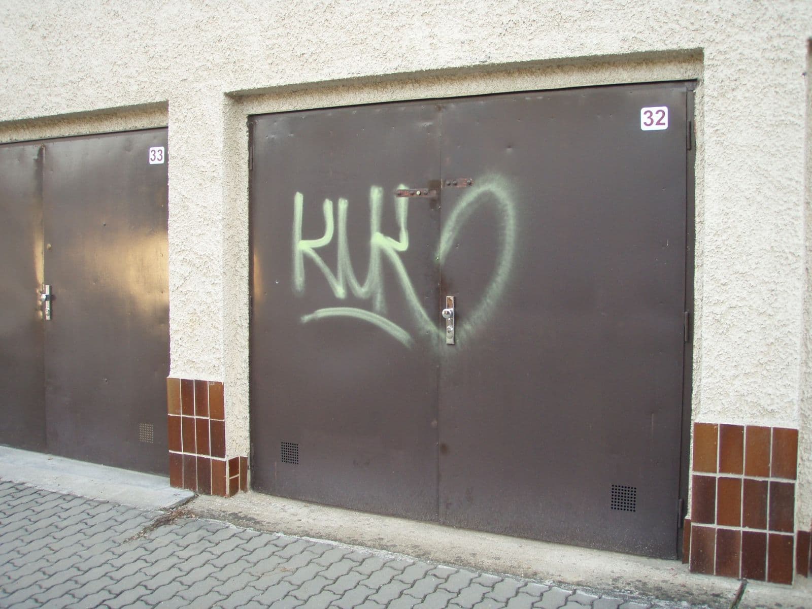 Prenájom garáže 18 m², Brno, Jihomoravský kraj Prenájom garáže 18 m², Brno, Jihomoravský kraj