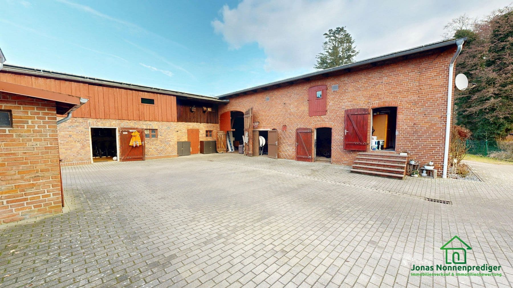 Predaj domu 446 m², pozemok 8.068 m², Am Krullengraben 1, Ludwigslust, Meklenbursko-Predpomoransko Predaj domu 446 m², pozemok 8.068 m², Am Krullengraben 1, Ludwigslust, Meklenbursko-Predpomoransko