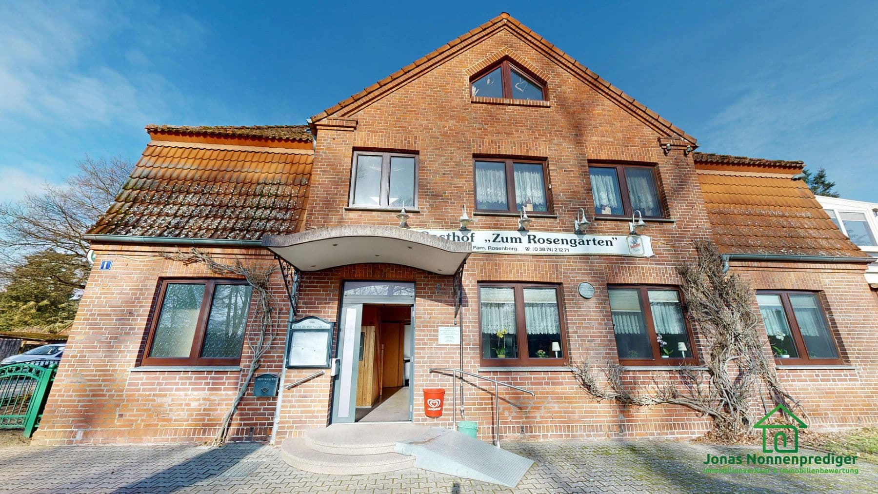 Predaj domu 446 m², pozemok 8.068 m², Am Krullengraben 1, Ludwigslust, Meklenbursko-Predpomoransko Predaj domu 446 m², pozemok 8.068 m², Am Krullengraben 1, Ludwigslust, Meklenbursko-Predpomoransko