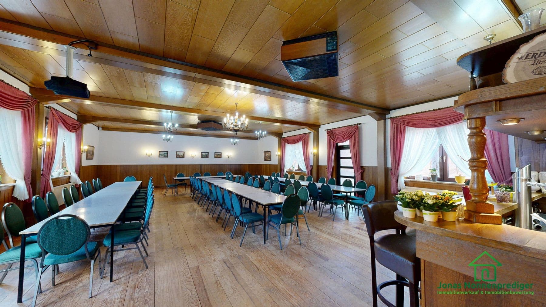 Predaj domu 446 m², pozemok 8.068 m², Am Krullengraben 1, Ludwigslust, Meklenbursko-Predpomoransko Predaj domu 446 m², pozemok 8.068 m², Am Krullengraben 1, Ludwigslust, Meklenbursko-Predpomoransko