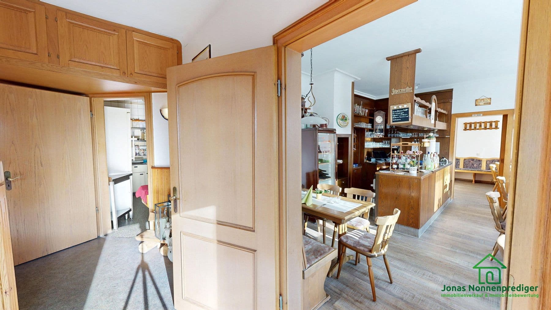Predaj domu 446 m², pozemok 8.068 m², Am Krullengraben 1, Ludwigslust, Meklenbursko-Predpomoransko Predaj domu 446 m², pozemok 8.068 m², Am Krullengraben 1, Ludwigslust, Meklenbursko-Predpomoransko