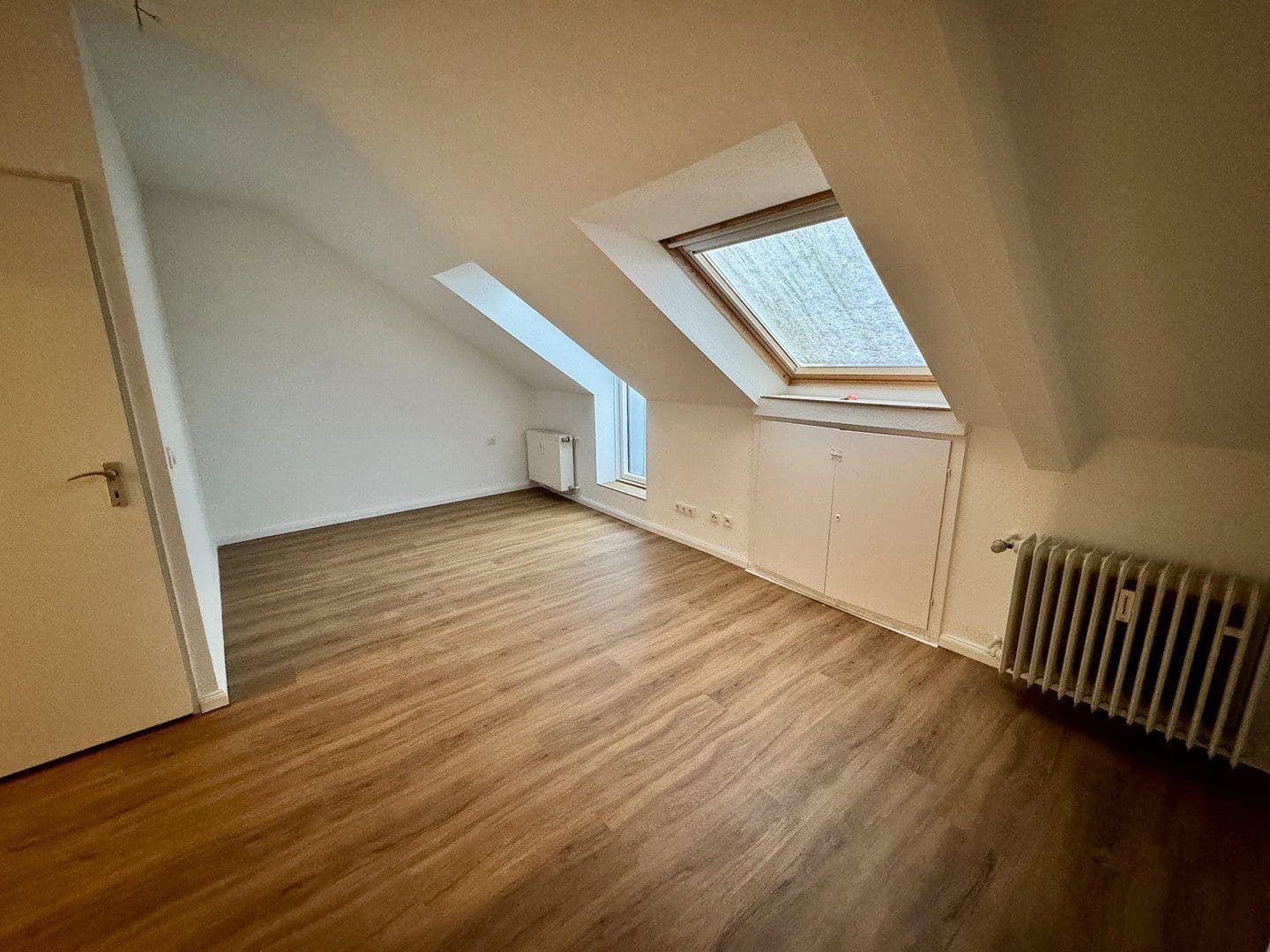 Prenájom bytu 1-izbový 60 m², Theaterstr. 71, Aachen, Severné Porýnie - Westfálsko Prenájom bytu 1-izbový 60 m², Theaterstr. 71, Aachen, Severné Porýnie - Westfálsko