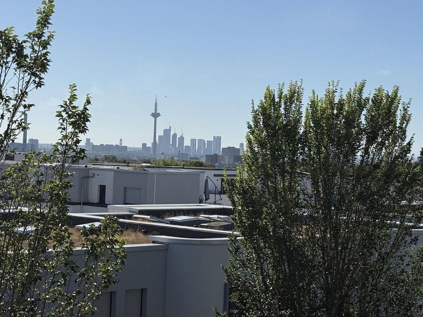 Prenájom bytu 3-izbový 79 m², Frankfurt am Main, Kalbach, Hesensko Prenájom bytu 3-izbový 79 m², Frankfurt am Main, Kalbach, Hesensko