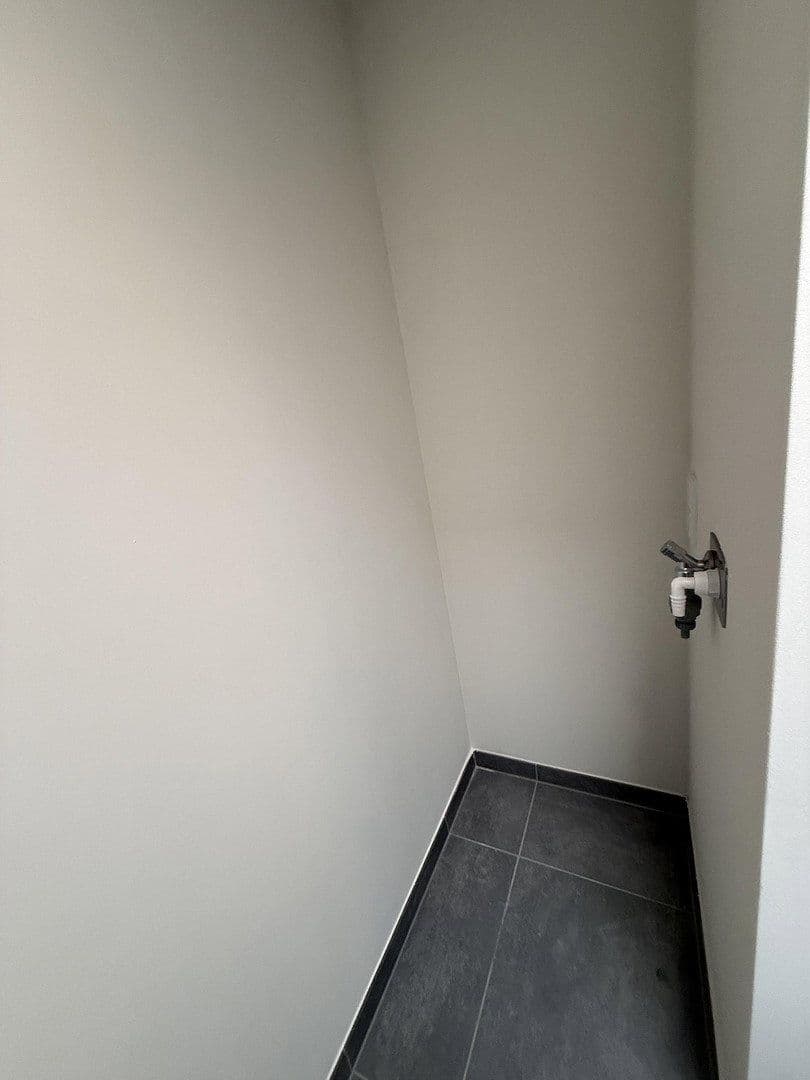Prenájom bytu 3-izbový 79 m², Frankfurt am Main, Kalbach, Hesensko Prenájom bytu 3-izbový 79 m², Frankfurt am Main, Kalbach, Hesensko