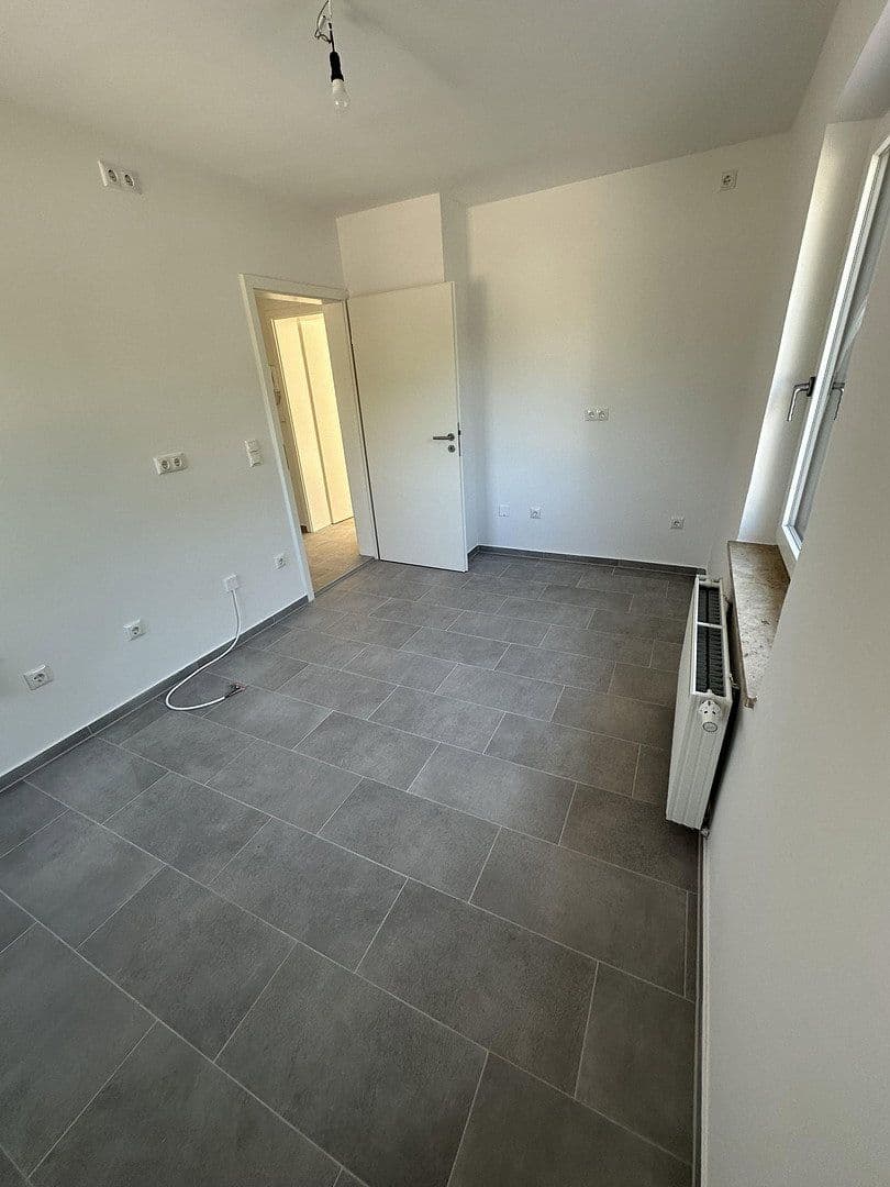 Prenájom bytu 1-izbový 36 m², München, Bavorsko Prenájom bytu 1-izbový 36 m², München, Bavorsko