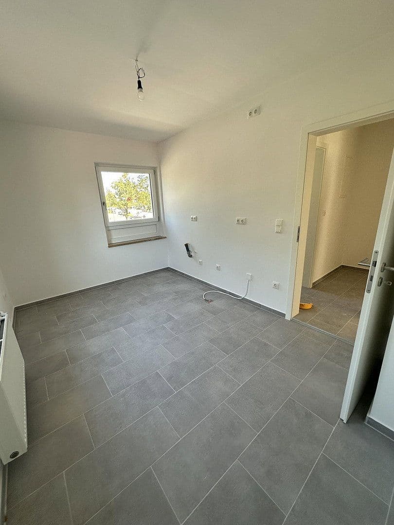 Prenájom bytu 1-izbový 36 m², München, Bavorsko Prenájom bytu 1-izbový 36 m², München, Bavorsko