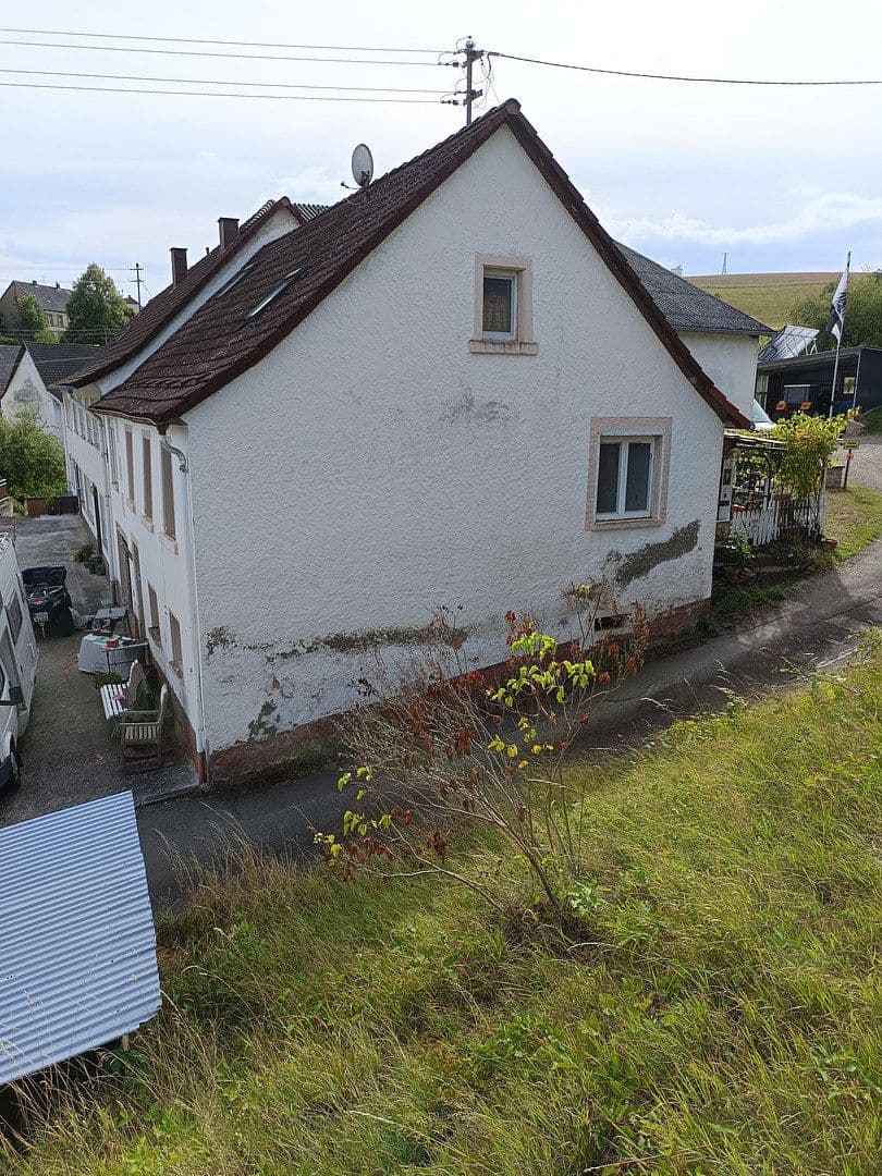 Predaj domu 120 m², pozemok 390 m², Ringstraße 4, Herren-Sulzbach, Porýnie-Falcko Predaj domu 120 m², pozemok 390 m², Ringstraße 4, Herren-Sulzbach, Porýnie-Falcko