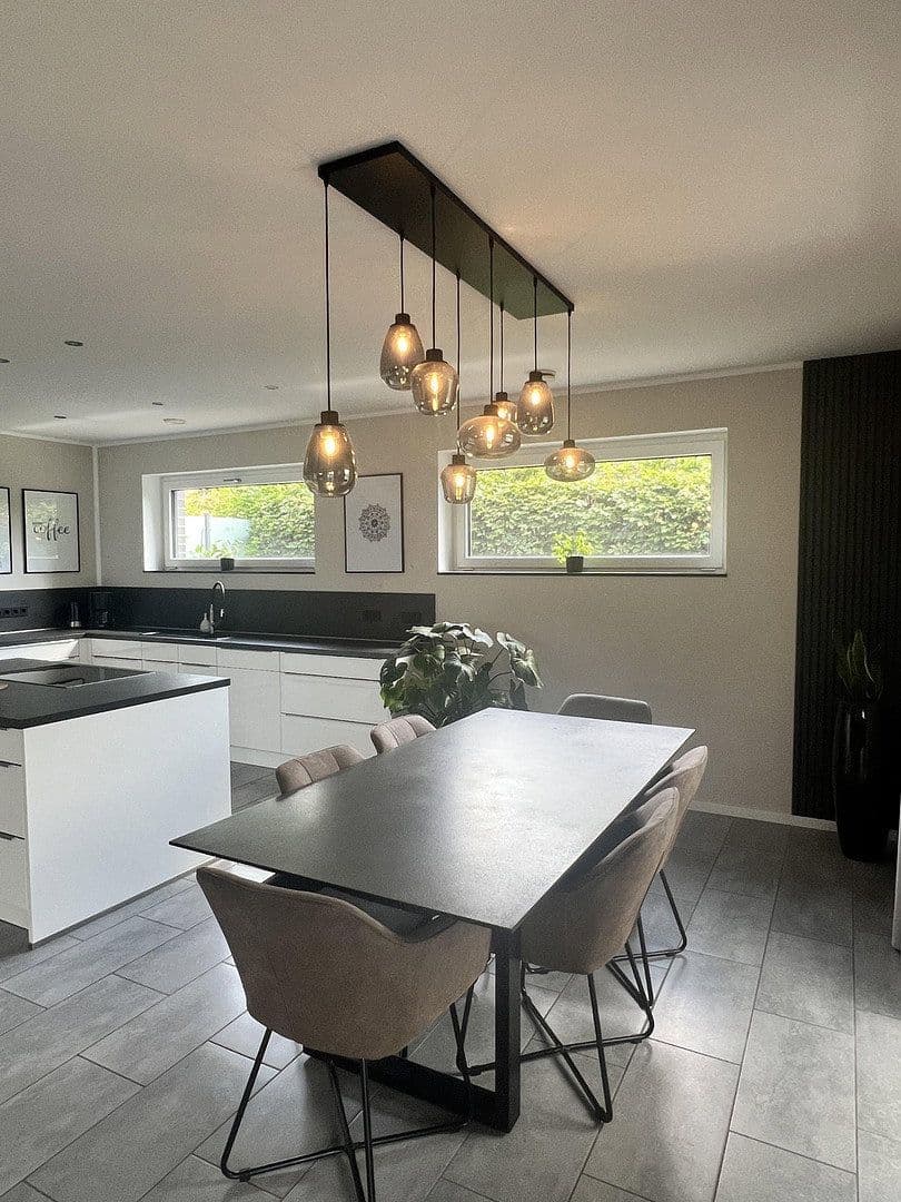 Predaj domu 140 m², pozemok 841 m², Ahlden, Dolné Sasko Predaj domu 140 m², pozemok 841 m², Ahlden, Dolné Sasko