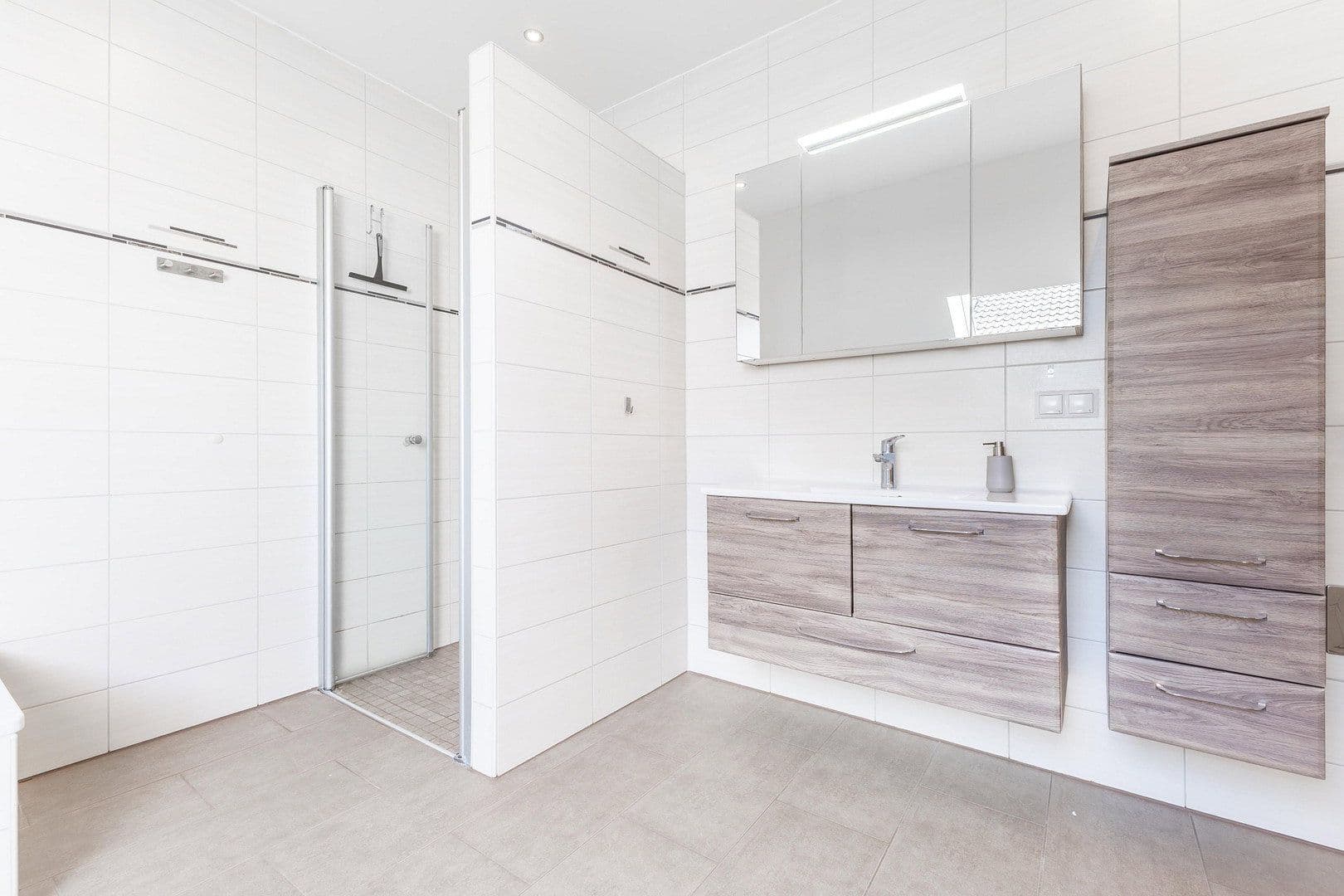 Predaj domu 168 m², pozemok 723 m², Baunatal, Hesensko Predaj domu 168 m², pozemok 723 m², Baunatal, Hesensko