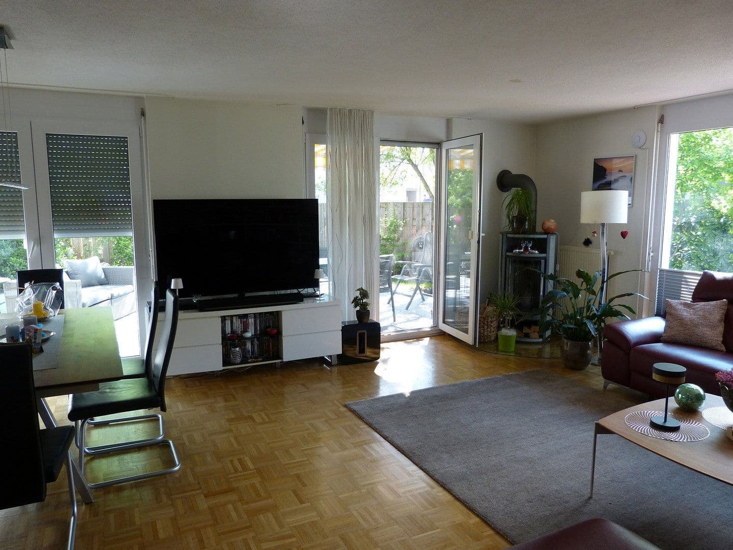 Predaj domu 176 m², pozemok 371 m², Lörrach, Bádensko-Wurttembersko Predaj domu 176 m², pozemok 371 m², Lörrach, Bádensko-Wurttembersko