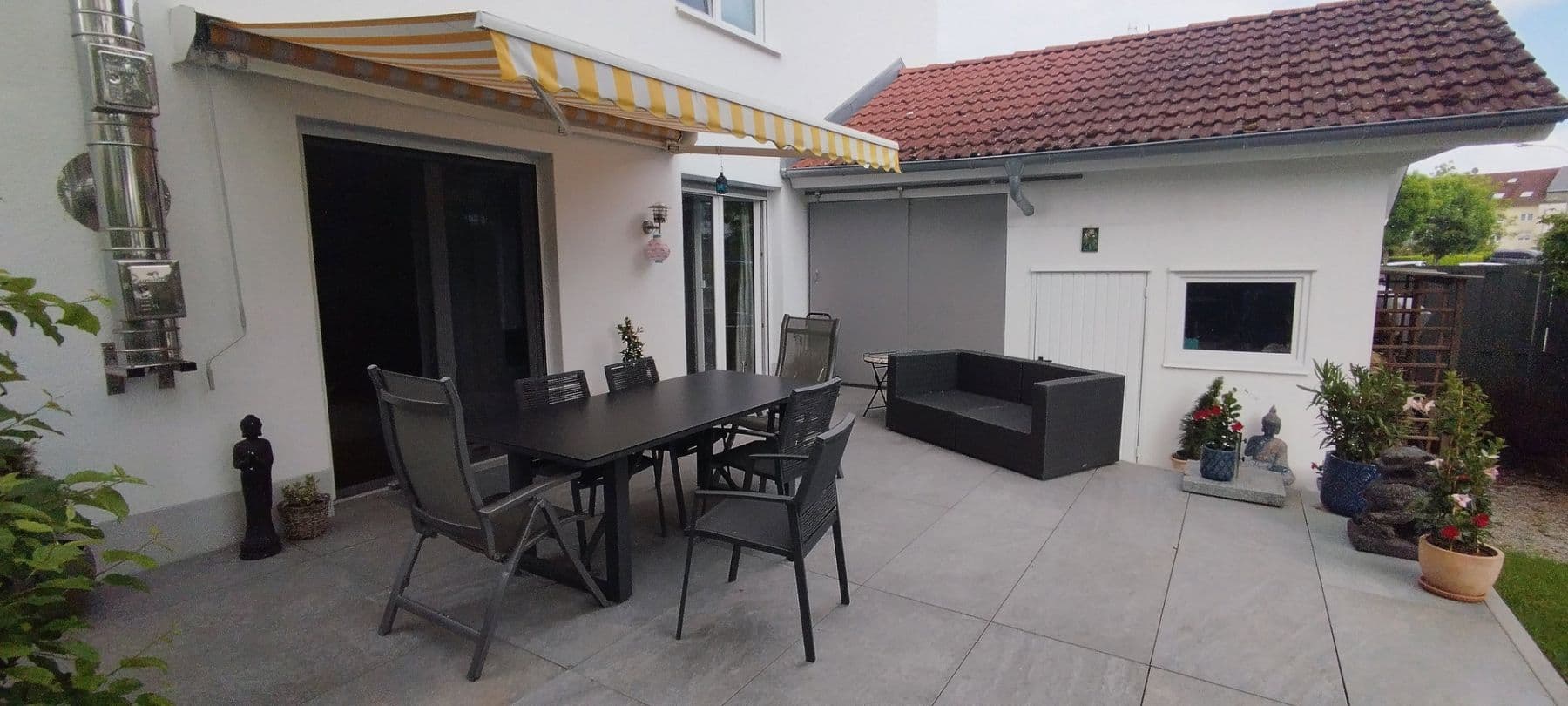 Predaj domu 176 m², pozemok 371 m², Lörrach, Bádensko-Wurttembersko Predaj domu 176 m², pozemok 371 m², Lörrach, Bádensko-Wurttembersko