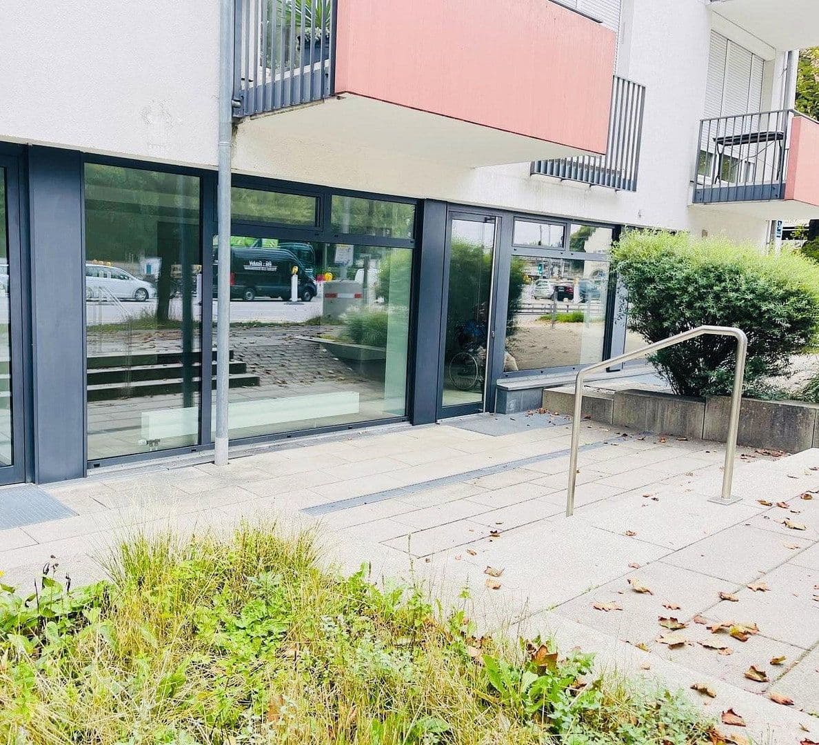 Predaj nebytového priestoru 109 m², Würmtalstraße 2b, München, Bavorsko Predaj nebytového priestoru 109 m², Würmtalstraße 2b, München, Bavorsko