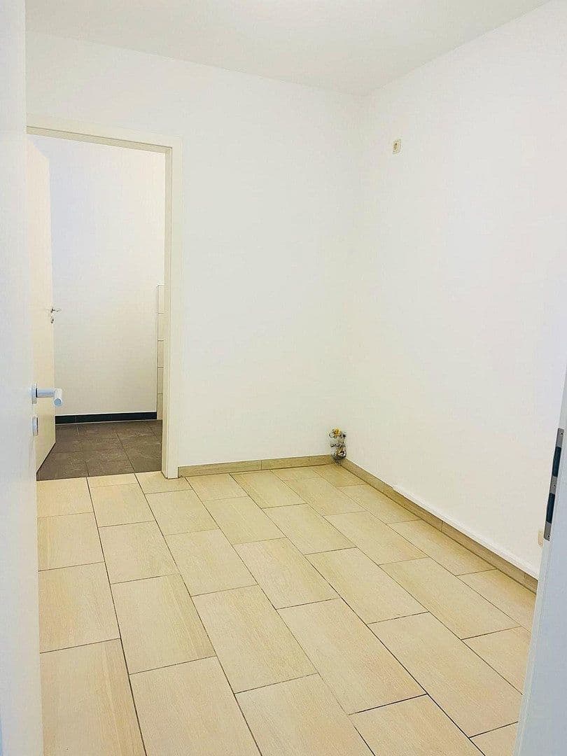 Predaj nebytového priestoru 109 m², Würmtalstraße 2b, München, Bavorsko Predaj nebytového priestoru 109 m², Würmtalstraße 2b, München, Bavorsko