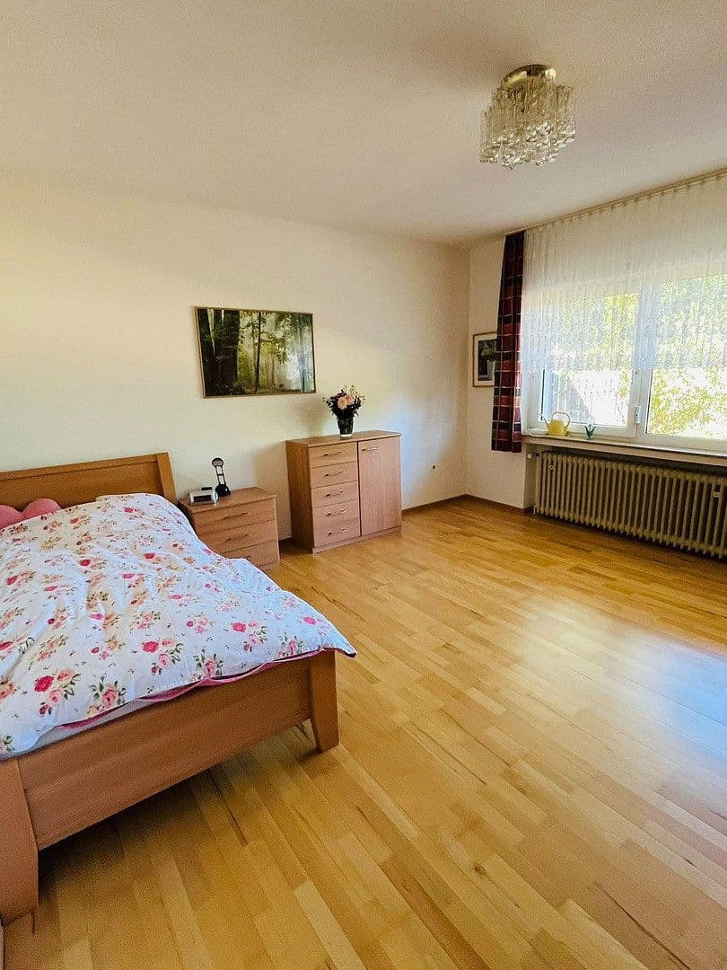 Predaj domu 241 m², pozemok 560 m², Köln, Severné Porýnie - Westfálsko Predaj domu 241 m², pozemok 560 m², Köln, Severné Porýnie - Westfálsko