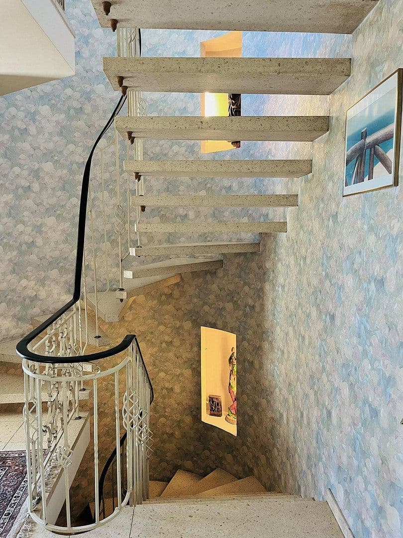 Predaj domu 241 m², pozemok 560 m², Köln, Severné Porýnie - Westfálsko Predaj domu 241 m², pozemok 560 m², Köln, Severné Porýnie - Westfálsko