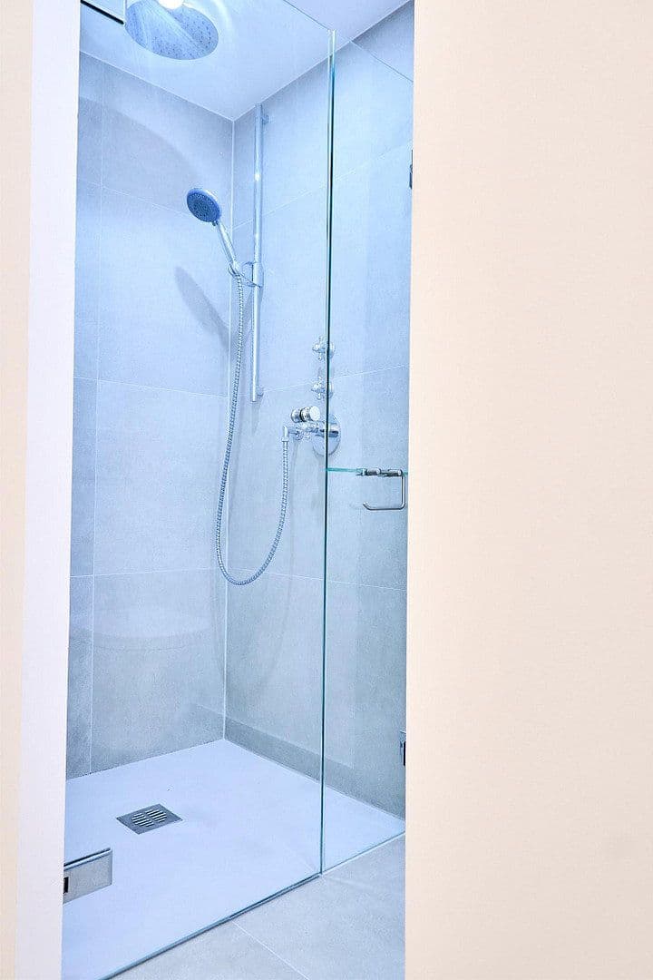 Prenájom bytu 1-izbový 15 m², Freischützstr. 113, München, Bavorsko Prenájom bytu 1-izbový 15 m², Freischützstr. 113, München, Bavorsko