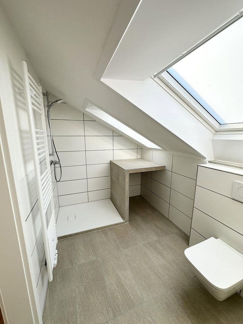 Prenájom bytu 2-izbový 60 m², Korntal-Münchingen, Bádensko-Wurttembersko Prenájom bytu 2-izbový 60 m², Korntal-Münchingen, Bádensko-Wurttembersko
