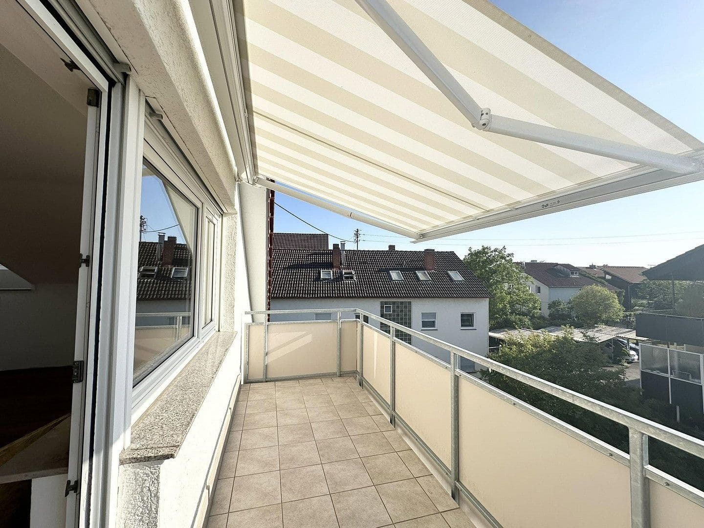 Prenájom bytu 2-izbový 60 m², Korntal-Münchingen, Bádensko-Wurttembersko Prenájom bytu 2-izbový 60 m², Korntal-Münchingen, Bádensko-Wurttembersko
