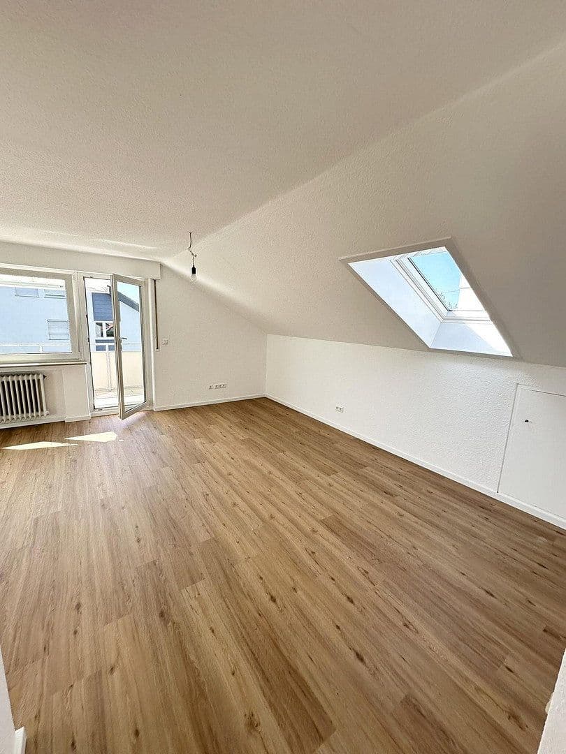 Prenájom bytu 2-izbový 60 m², Korntal-Münchingen, Bádensko-Wurttembersko Prenájom bytu 2-izbový 60 m², Korntal-Münchingen, Bádensko-Wurttembersko
