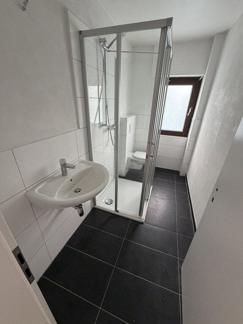 Prenájom bytu 3-izbový 85 m², Haigerseelbacher Str. 18, Haiger, Hesensko Prenájom bytu 3-izbový 85 m², Haigerseelbacher Str. 18, Haiger, Hesensko