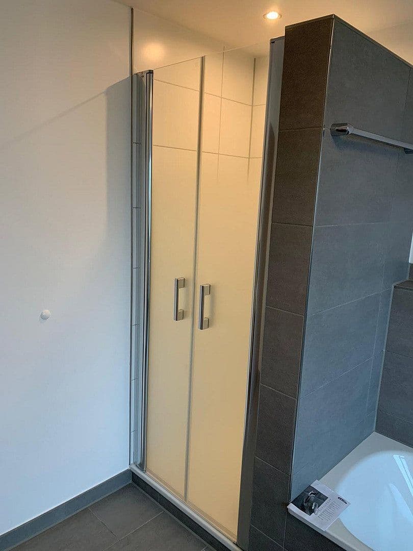 Prenájom domu 170 m², pozemok 270 m², Neu-Ulm, Bavorsko Prenájom domu 170 m², pozemok 270 m², Neu-Ulm, Bavorsko