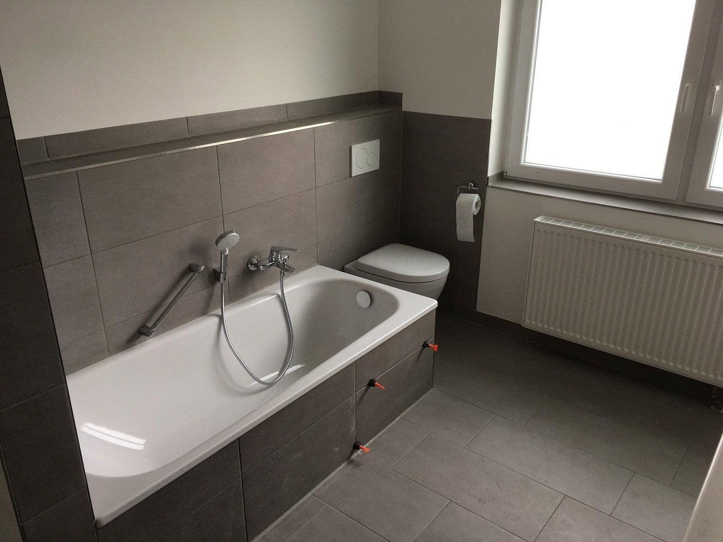 Prenájom domu 170 m², pozemok 270 m², Neu-Ulm, Bavorsko Prenájom domu 170 m², pozemok 270 m², Neu-Ulm, Bavorsko
