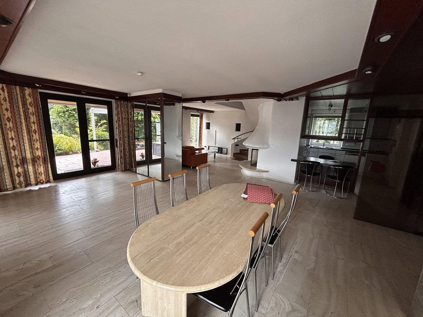 Predaj domu 215 m², pozemok 1.053 m², Haselünne, Dolné Sasko Predaj domu 215 m², pozemok 1.053 m², Haselünne, Dolné Sasko