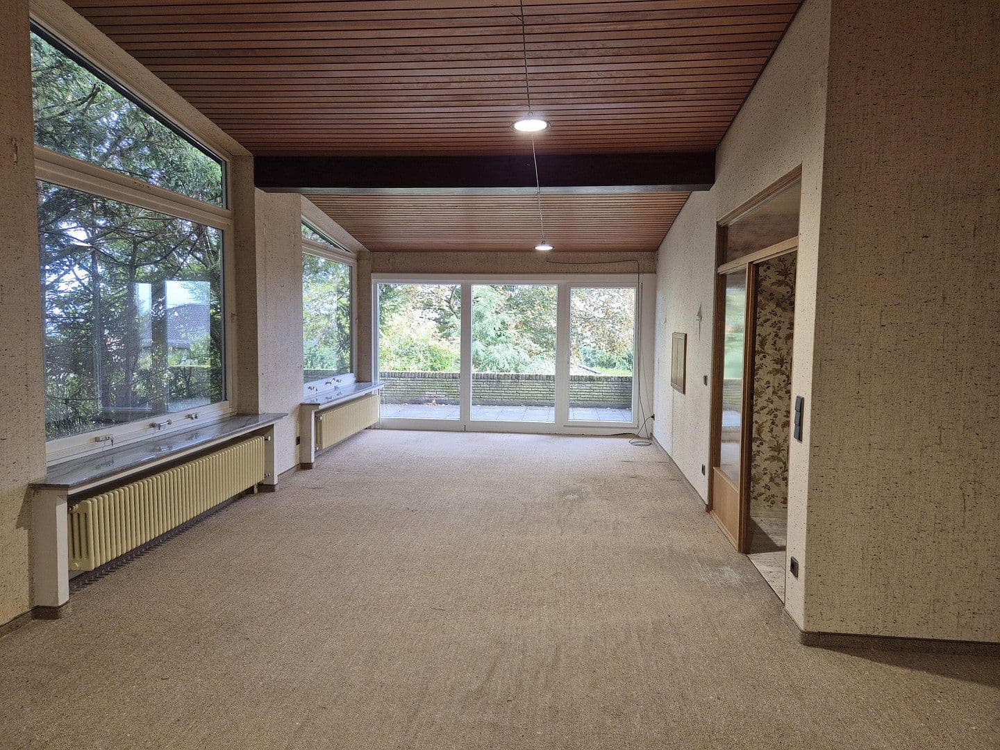 Predaj domu 225 m², pozemok 1.150 m², Bad Nenndorf, Dolné Sasko Predaj domu 225 m², pozemok 1.150 m², Bad Nenndorf, Dolné Sasko