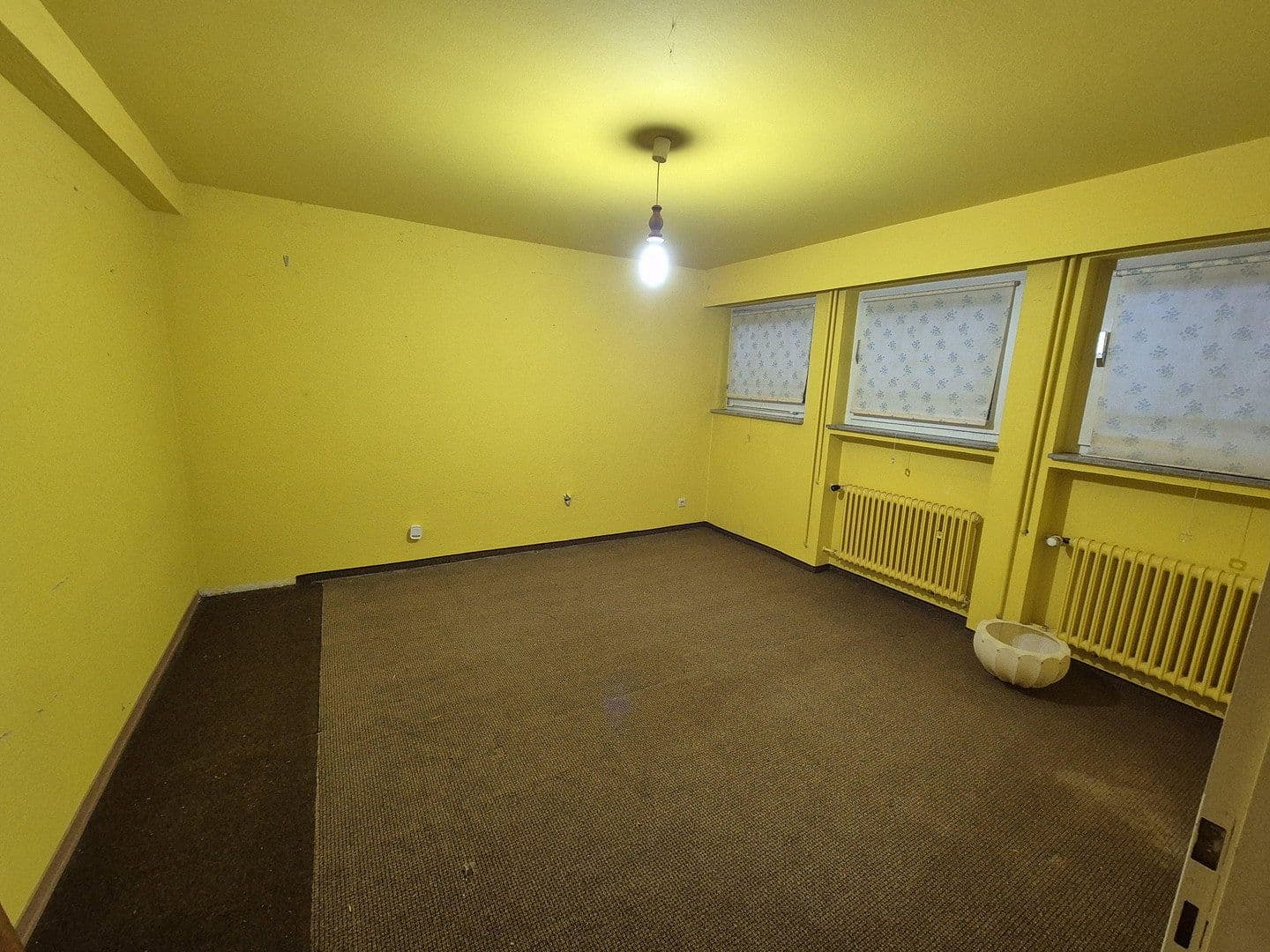 Predaj domu 225 m², pozemok 1.150 m², Bad Nenndorf, Dolné Sasko Predaj domu 225 m², pozemok 1.150 m², Bad Nenndorf, Dolné Sasko