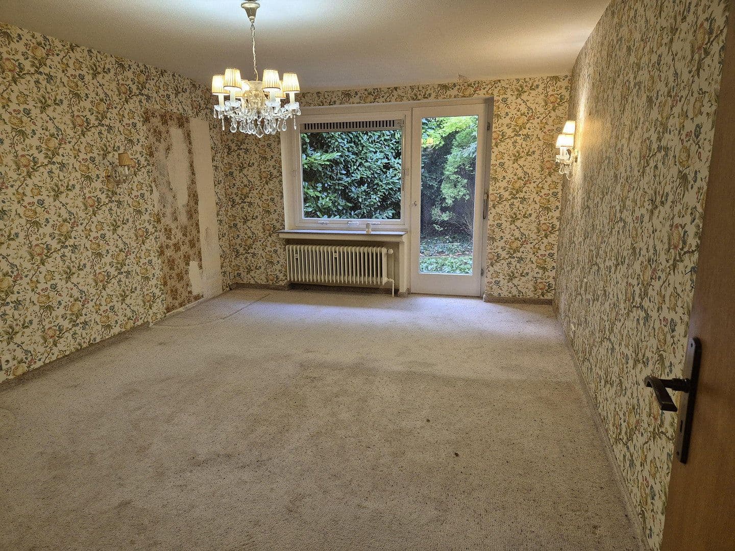 Predaj domu 225 m², pozemok 1.150 m², Bad Nenndorf, Dolné Sasko Predaj domu 225 m², pozemok 1.150 m², Bad Nenndorf, Dolné Sasko