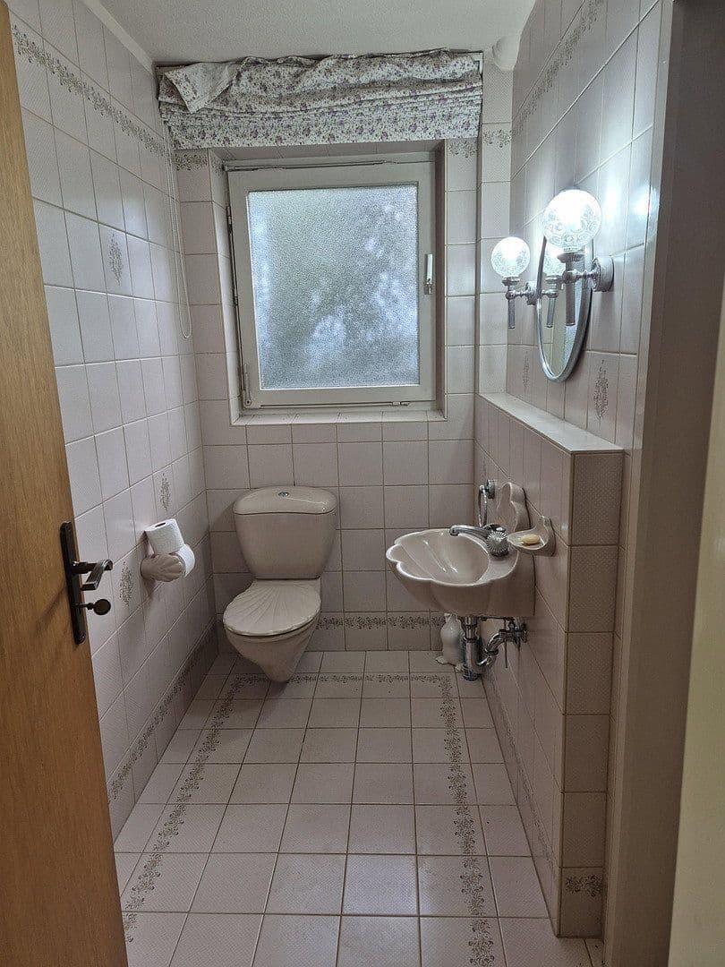 Predaj domu 225 m², pozemok 1.150 m², Bad Nenndorf, Dolné Sasko Predaj domu 225 m², pozemok 1.150 m², Bad Nenndorf, Dolné Sasko