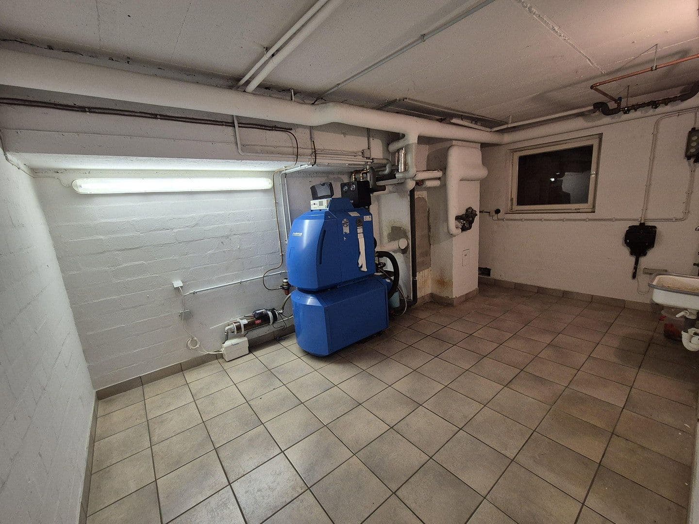 Predaj domu 225 m², pozemok 1.150 m², Bad Nenndorf, Dolné Sasko Predaj domu 225 m², pozemok 1.150 m², Bad Nenndorf, Dolné Sasko
