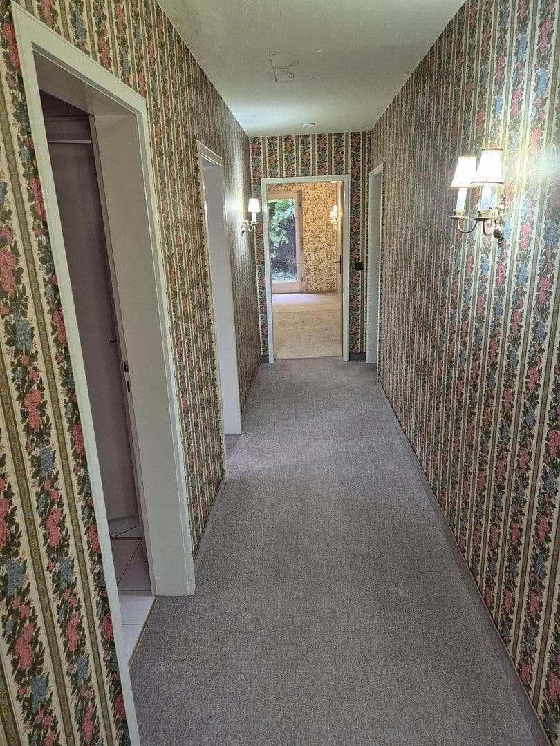 Predaj domu 225 m², pozemok 1.150 m², Bad Nenndorf, Dolné Sasko Predaj domu 225 m², pozemok 1.150 m², Bad Nenndorf, Dolné Sasko