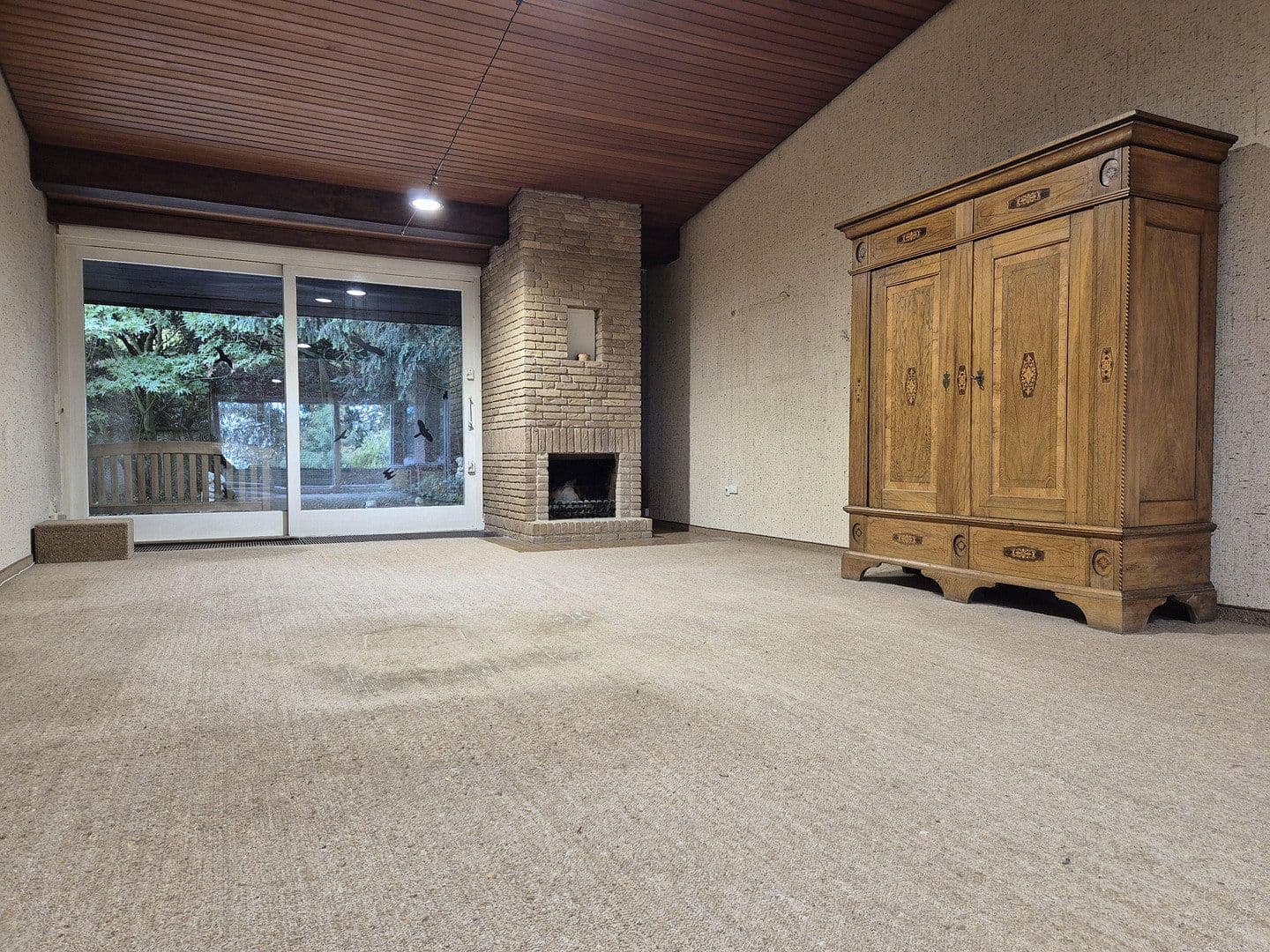 Predaj domu 225 m², pozemok 1.150 m², Bad Nenndorf, Dolné Sasko Predaj domu 225 m², pozemok 1.150 m², Bad Nenndorf, Dolné Sasko